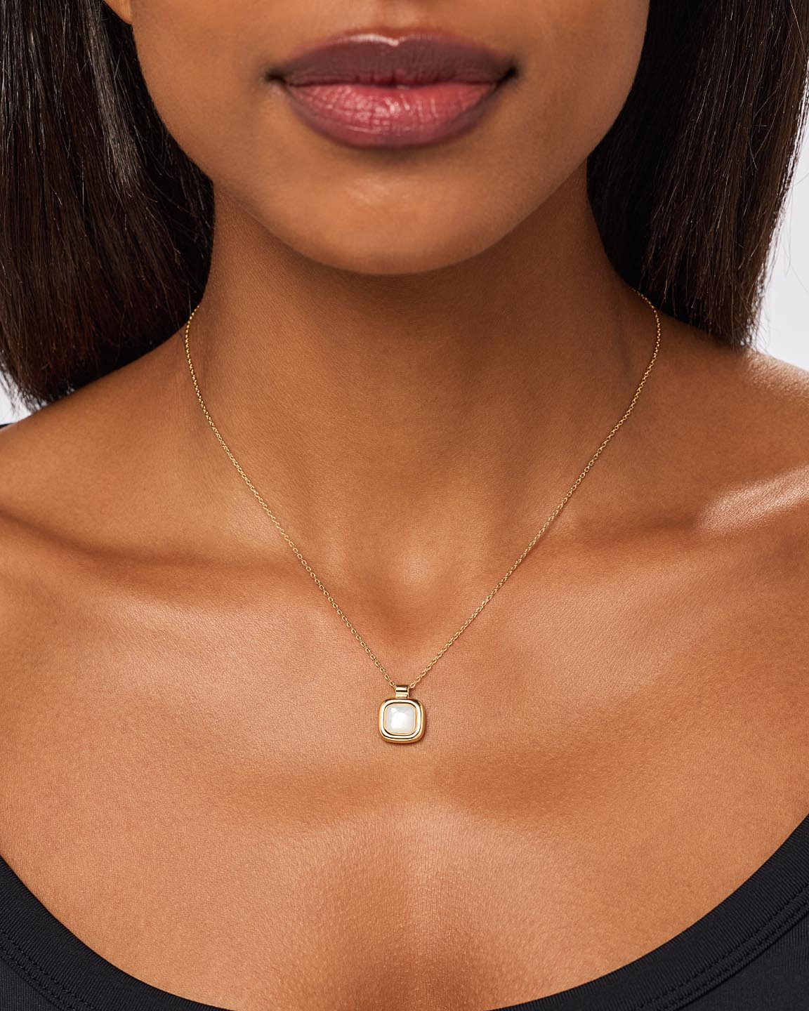 Gold Pendant - Clara Pendant Mother of Pearl