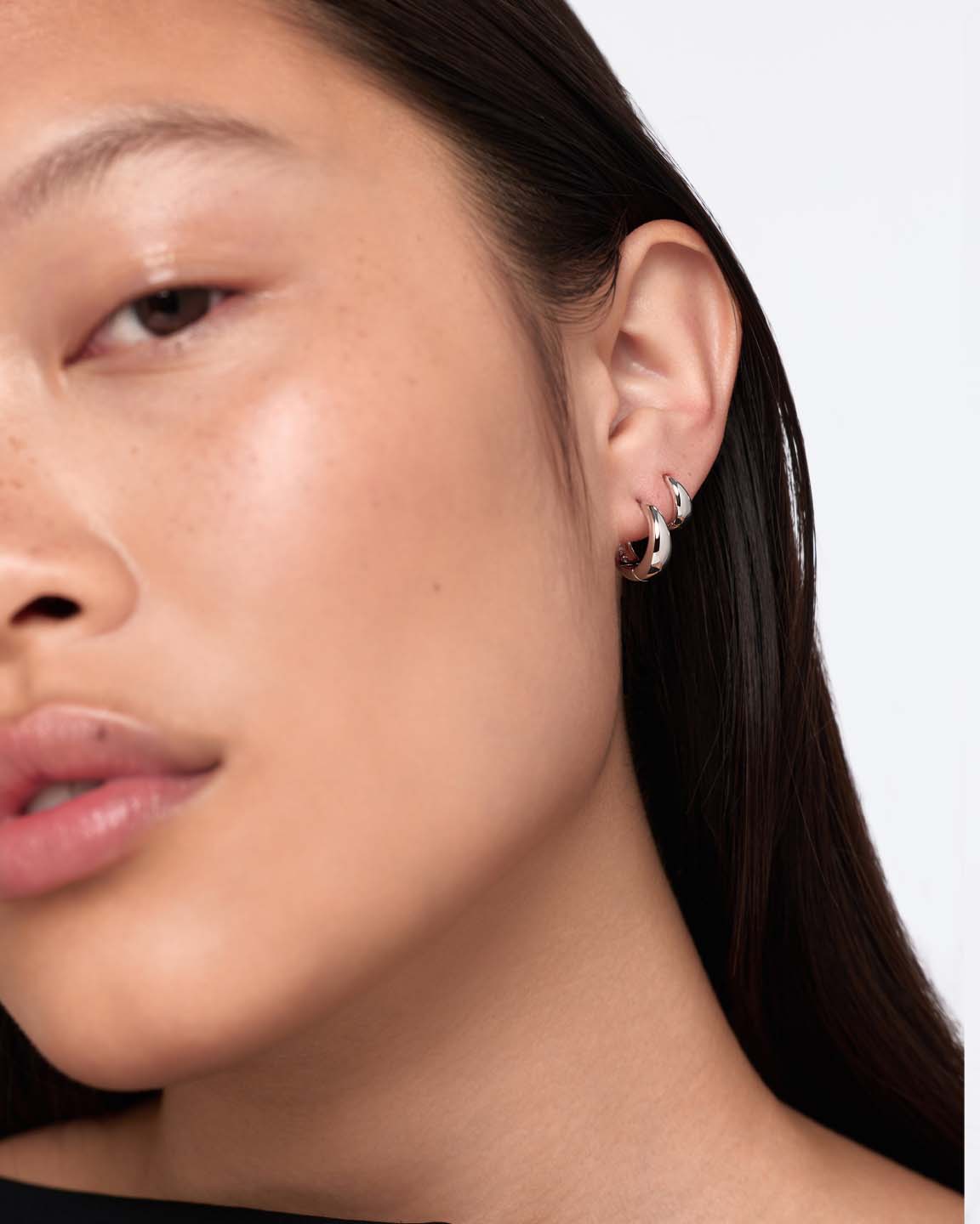 Silver Earrings - Nate Medium Silver