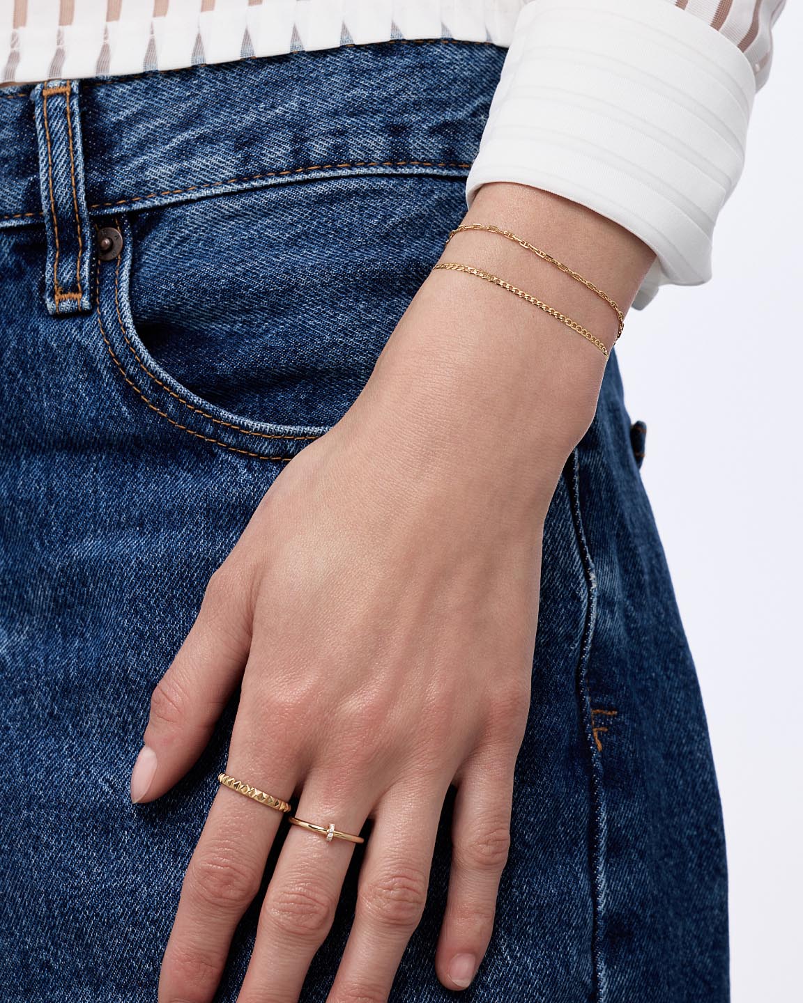 Solid Yellow Gold - Mini Curb Chain Bracelet