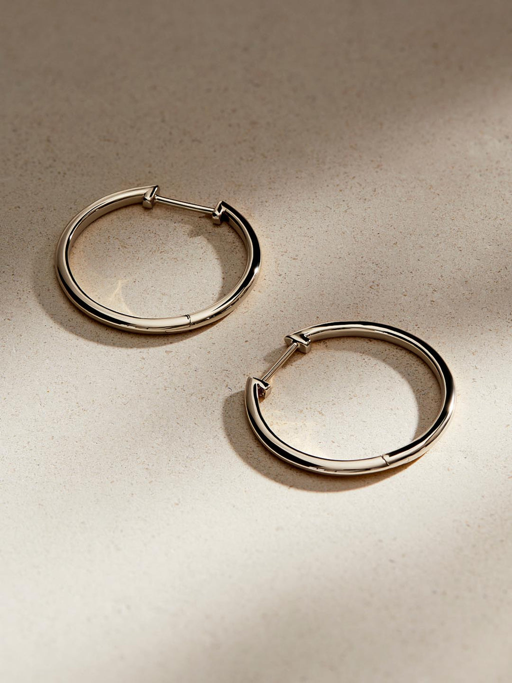 Medium Slim Endless Hoops - Lo Medium Silver
